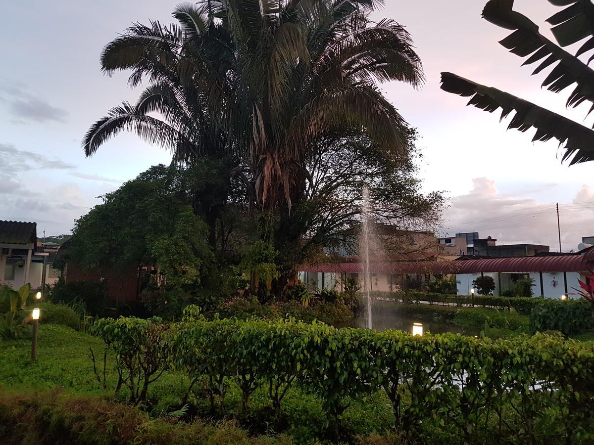 Gran Hotel De Lago - Lago Agrio Nueva Loja Extérieur photo