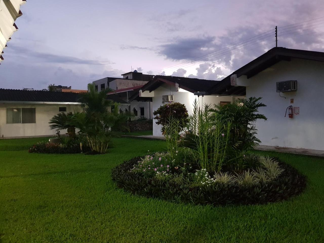 Gran Hotel De Lago - Lago Agrio Nueva Loja Extérieur photo