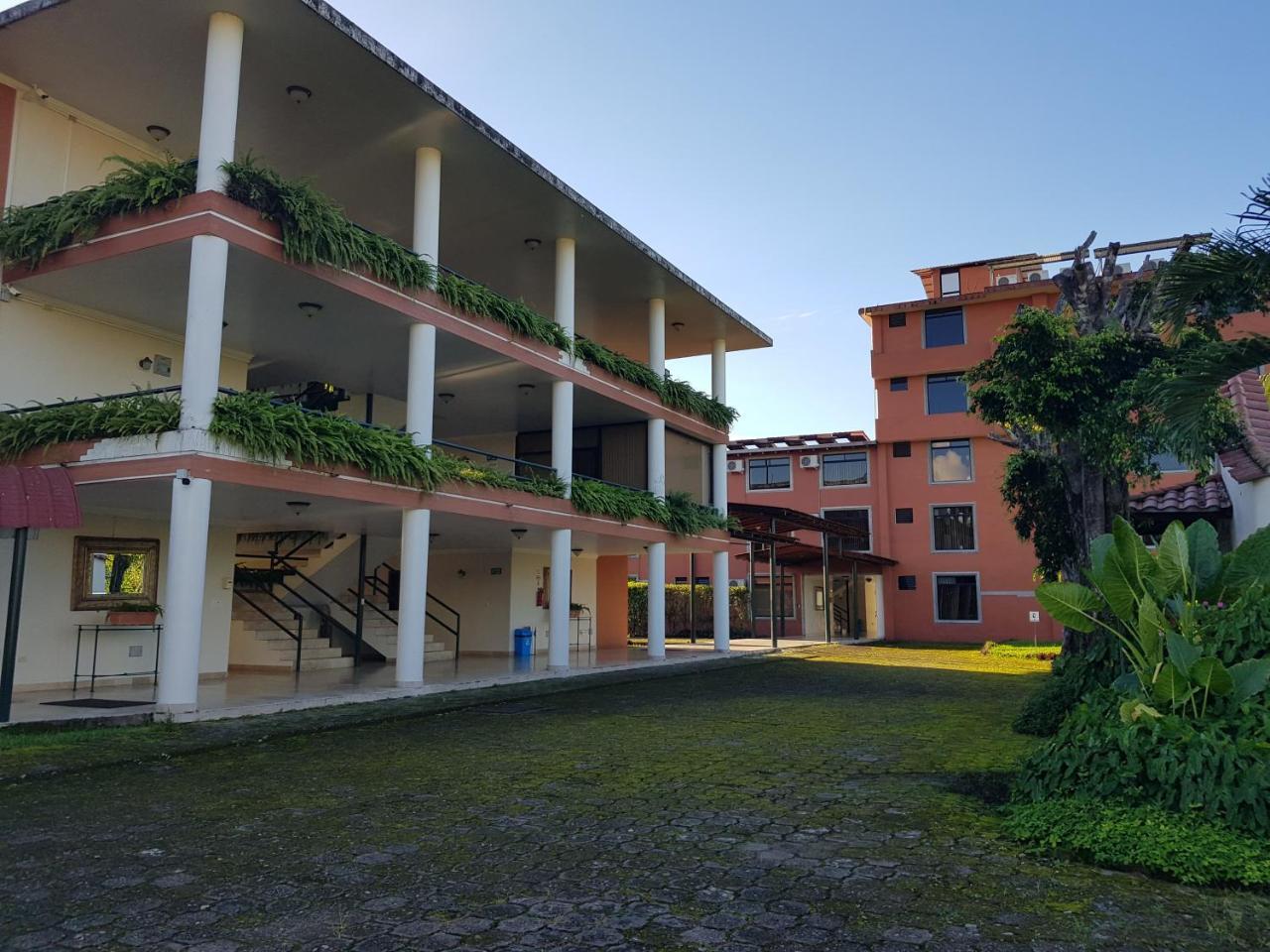 Gran Hotel De Lago - Lago Agrio Nueva Loja Extérieur photo